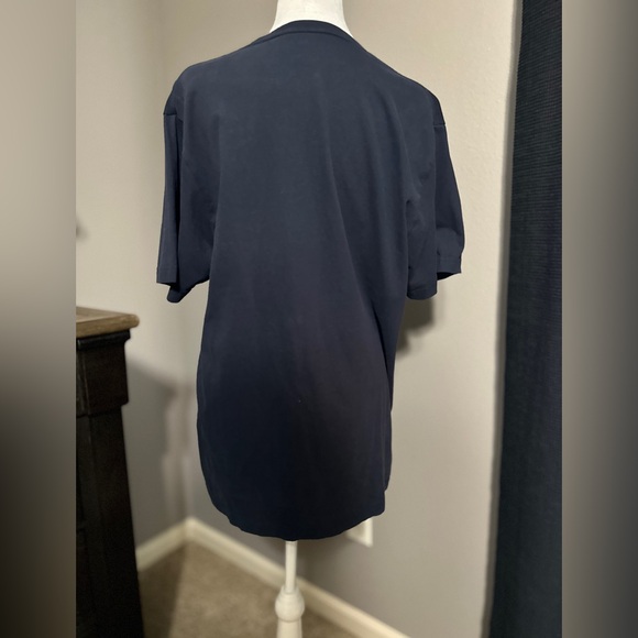 Big Cotton super soft tee, Atlantis Paradise Island, pet/smoke free home. Large - Picture 5 of 7